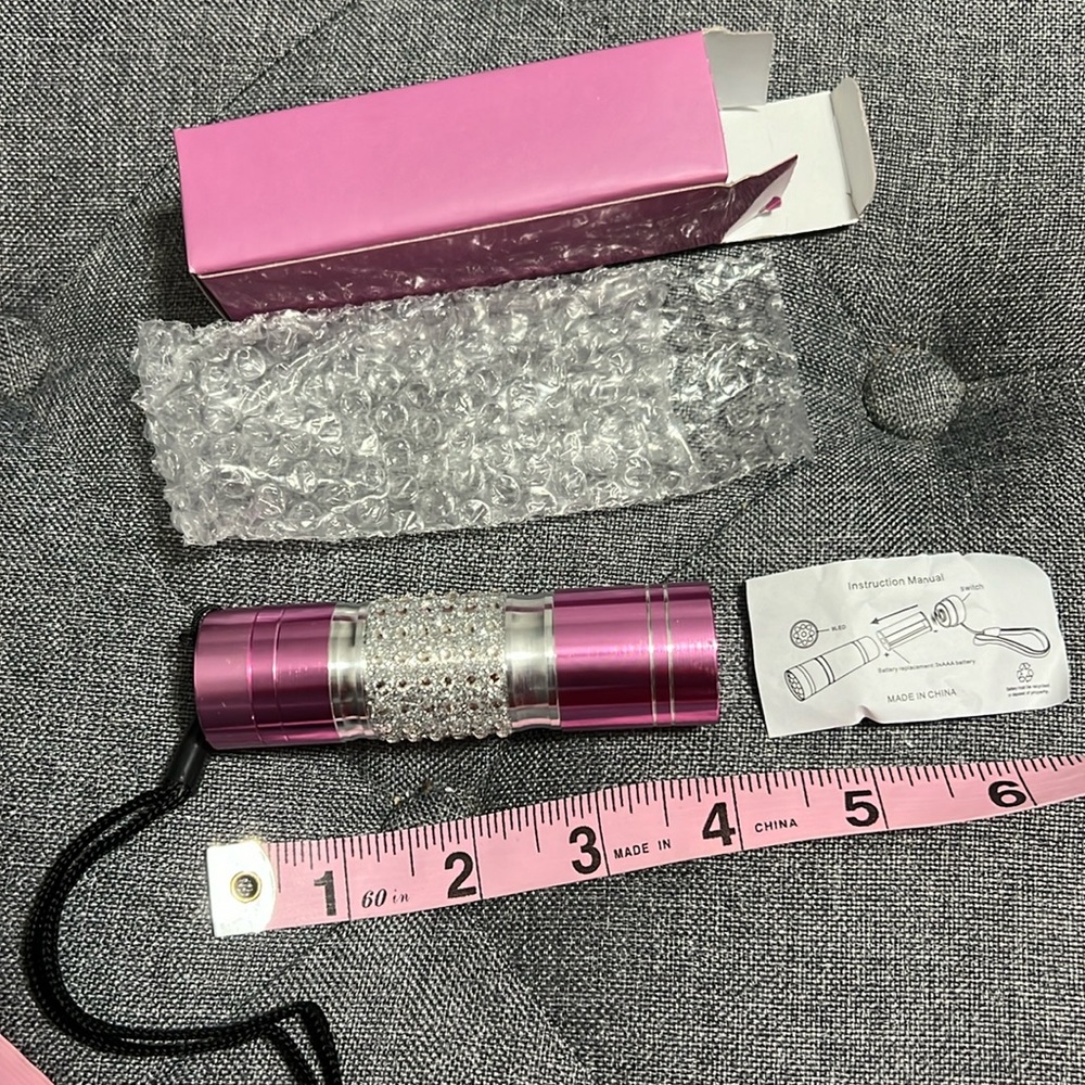 🛍NIB Portable Flashlight🛍